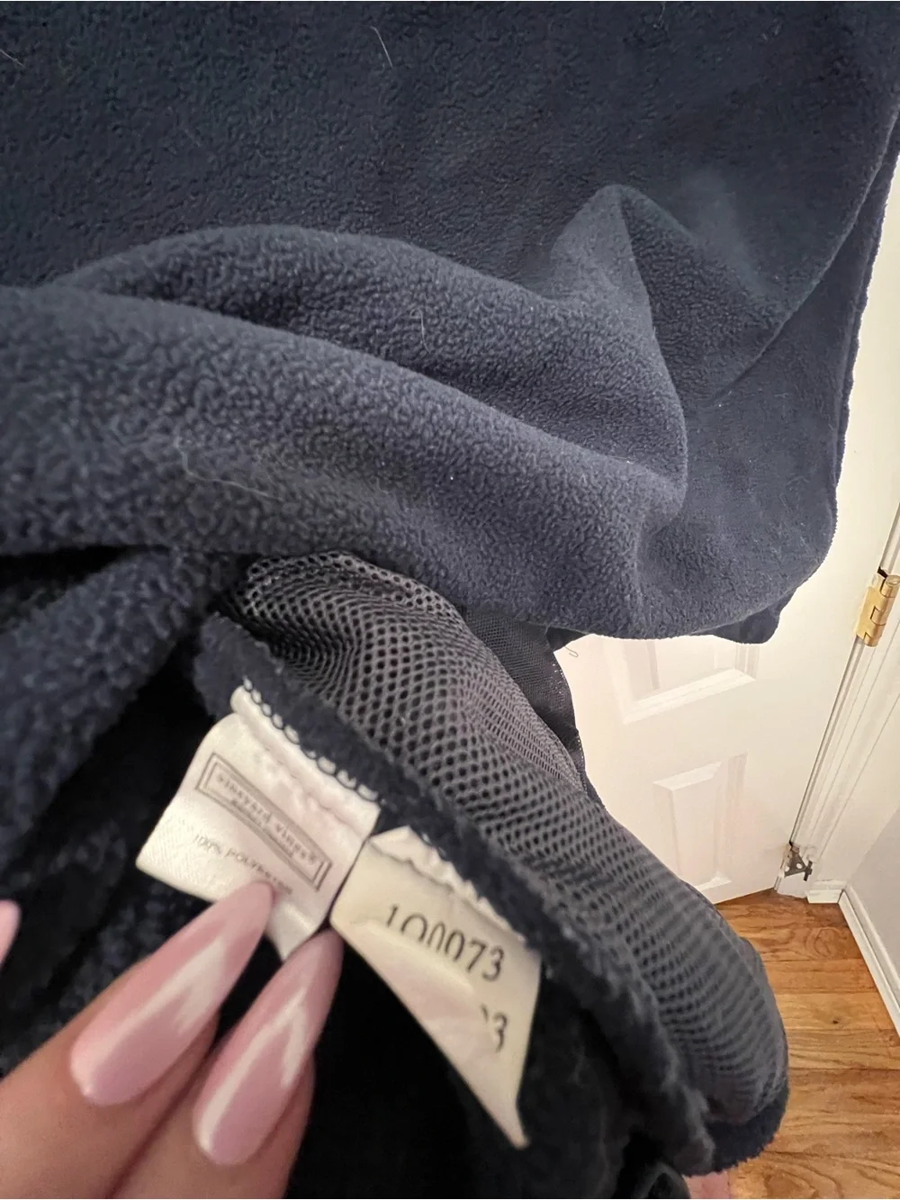 Men’s vineyard vines fleece vest